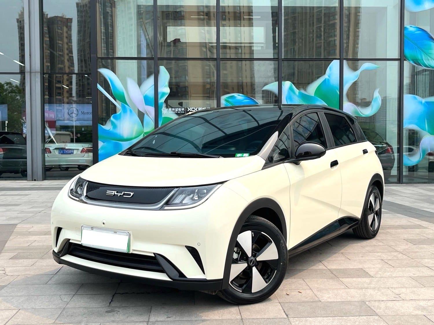 2023 BYD Dolphin 420km Fashion Used Hatchback — image 1