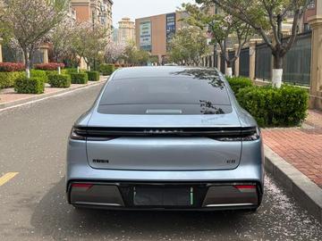 Geely Galaxy E8 620km AWD Starship Ji Guang Lei Da Smart Drive Edition - 3