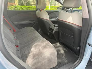 Geely Galaxy E8 620km AWD Starship Ji Guang Lei Da Smart Drive Edition - 5