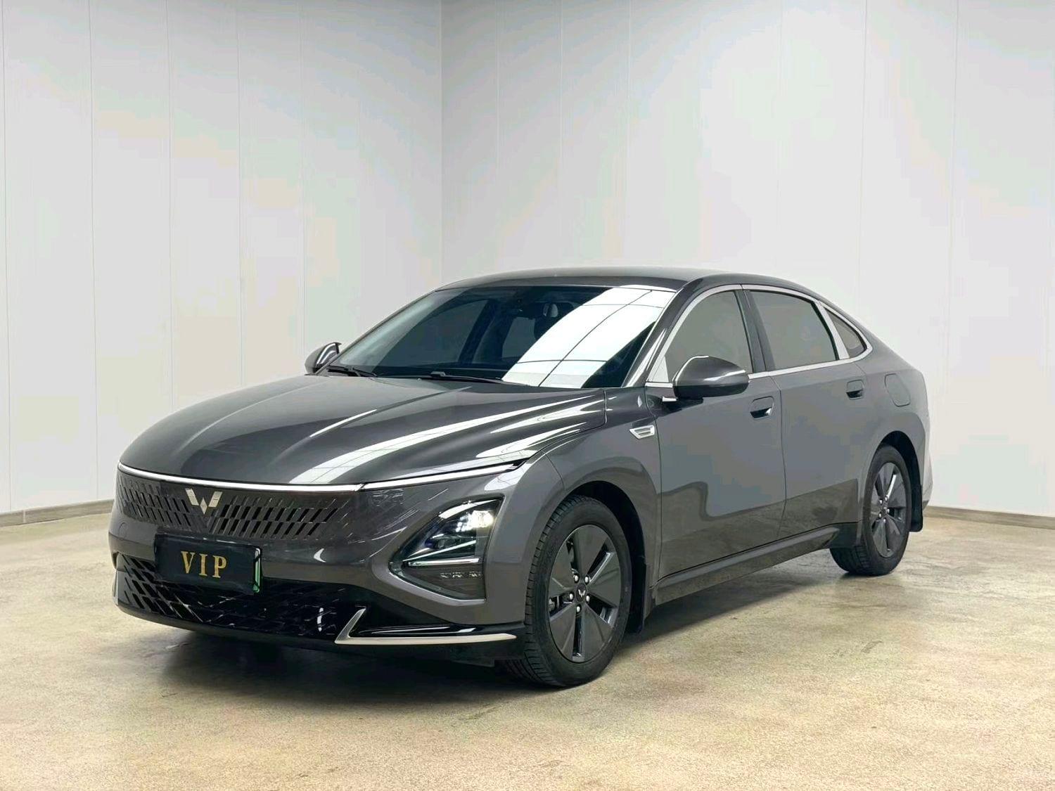 2024 Wuling Starlight PHEV — Used Sedan