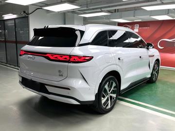 BYD Tang L DM-i - 4