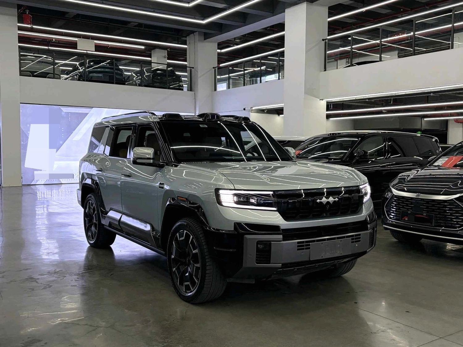 2024 Fangchengbao Leopard 8 — Used SUV