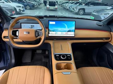 Geely Galaxy Starship7 EM-i 120KM Pilot Edition - 5