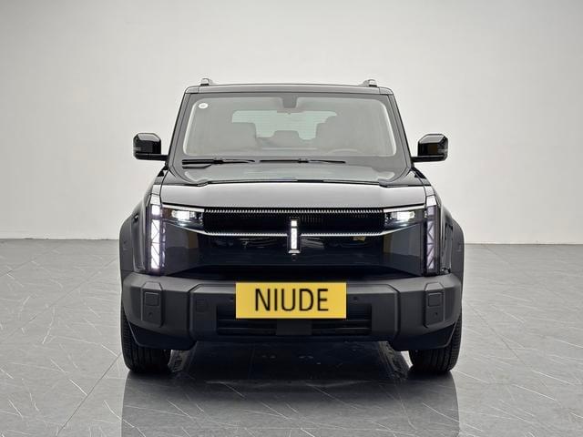 2024 i Car 03 Long Range RWD Used SUV — image 1