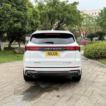 Jetour X70 PLUS 1.6T Land Pro 7-Seater - 3