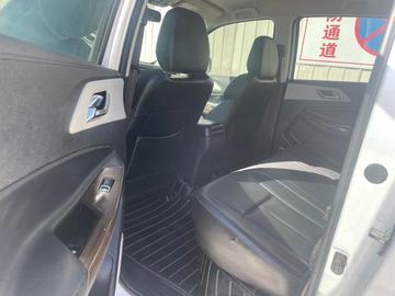JMC Yuhu 7 2.0TAT Diesel AWD Excellence Standard-Wheelbase - 4