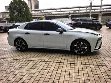 Lynk & Co 03 - 3