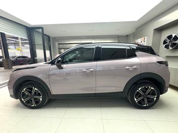 Lynk & Co 06 EM-P - 2