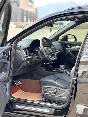 Audi Q5L 40TFSI - 5