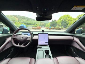 NIO ET5 75k Wh - 4