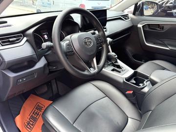 Toyota RAV4 Wildlander 2.0 2WD Urban Edition - 2