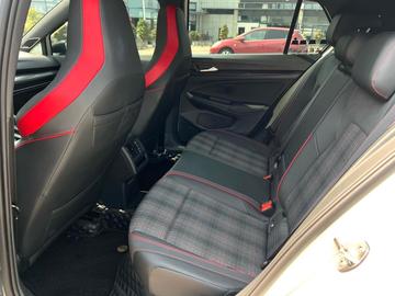 Volkswagen Golf GTI 2.0TSI 380TSI - 2