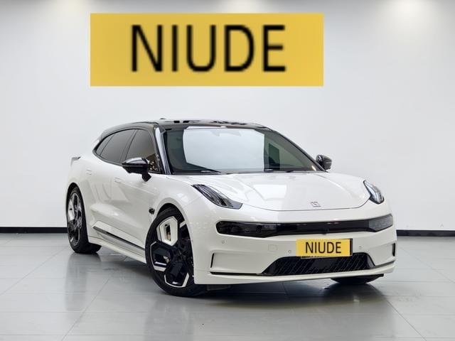 2022 Zeekr 001 Ultra Long Range Dual Motor YOU Edition Used Sedan — image 1